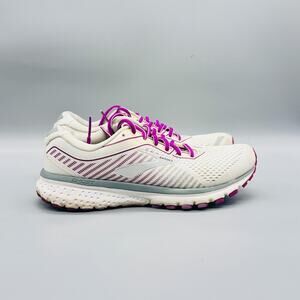 Brooks Shoes Womens 9.5 White Mesh Ghost 12 Running Athletic Sneakers Comfort
